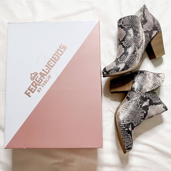 Fergalicious snakeskin ankle boots - Picture 4 of 8
